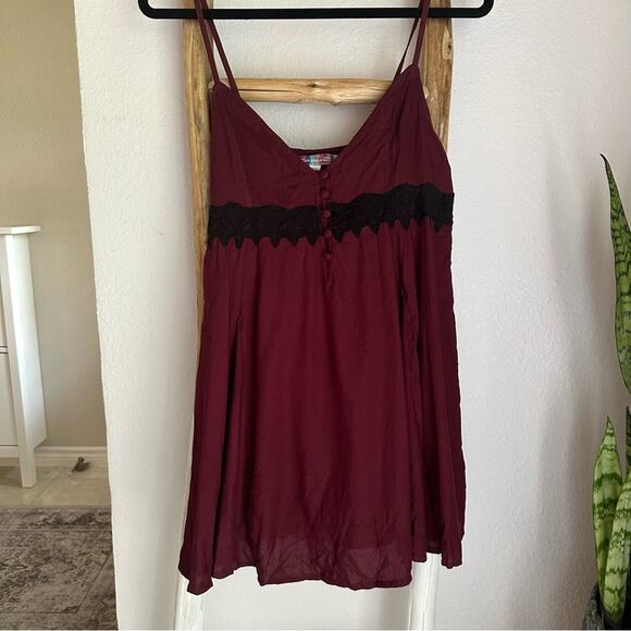 Urban Outfitters Maroon Lace Button Up Baby Doll Dress - Picture 2 of 9